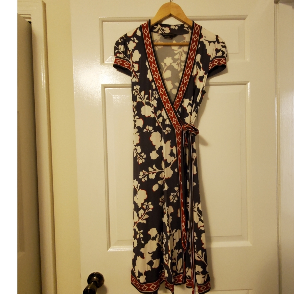 BcBgMaxAzria wrap dress S navy white burgundy